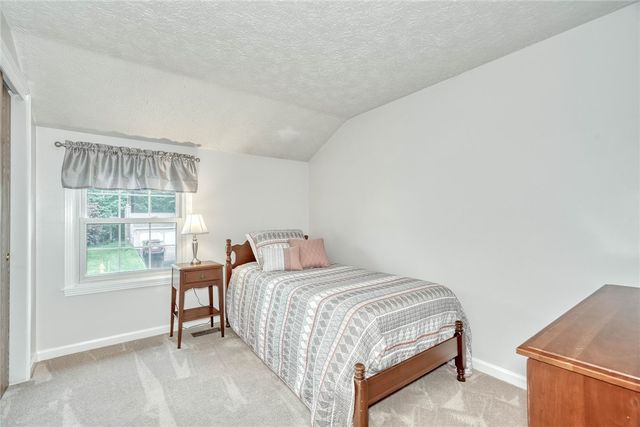 721 Close Circle, Webster, NY 14580