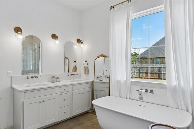 1006 Dorsi Way, Newcastle, OK 73065