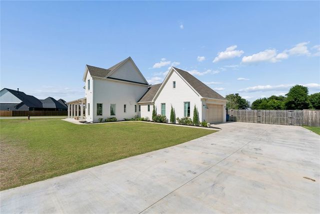 1006 Dorsi Way, Newcastle, OK 73065