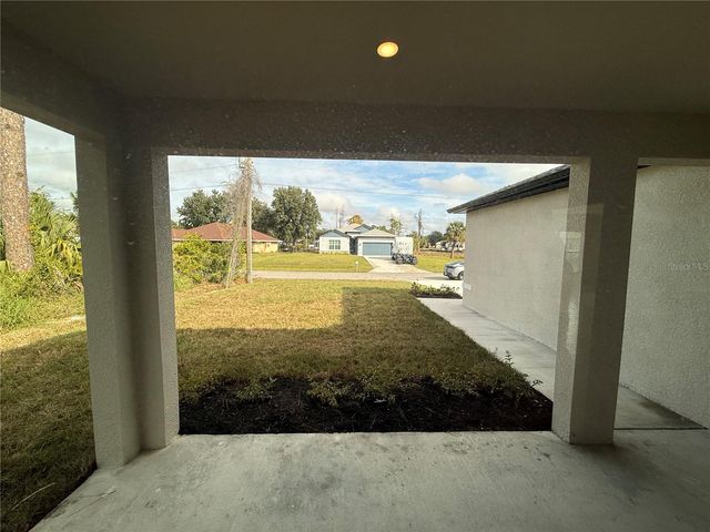 1047 COMFORT LANE, North Port, FL 34288
