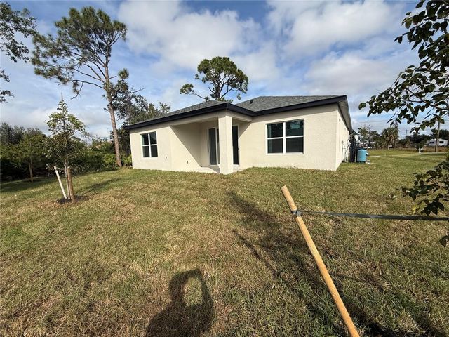 1047 COMFORT LANE, North Port, FL 34288