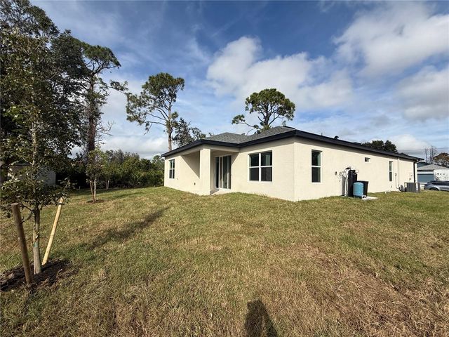 1047 COMFORT LANE, North Port, FL 34288