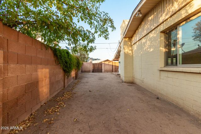 2109 S STANLEY Place, Tempe, AZ 85282