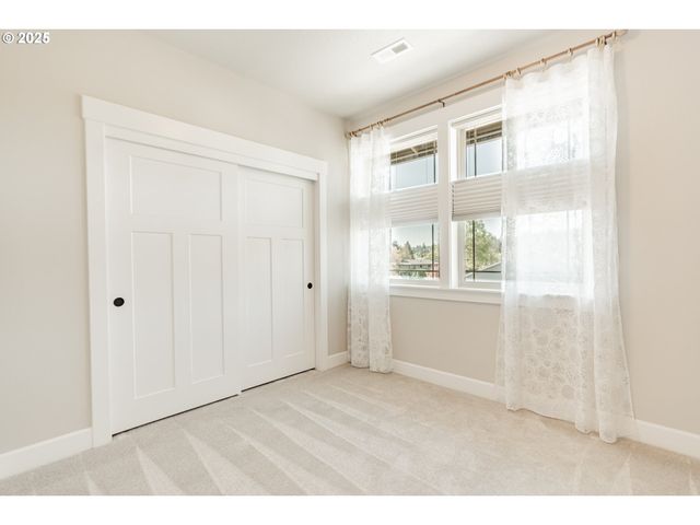 4913 Se BARBARA LYNN Way, Milwaukie, OR 97222