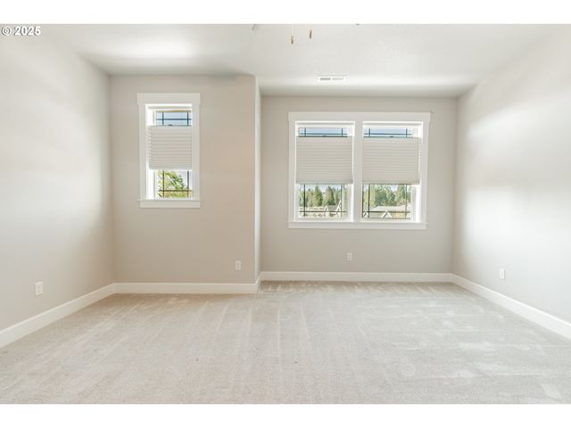 4913 Se BARBARA LYNN Way, Milwaukie, OR 97222