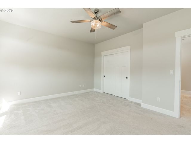 4913 Se BARBARA LYNN Way, Milwaukie, OR 97222