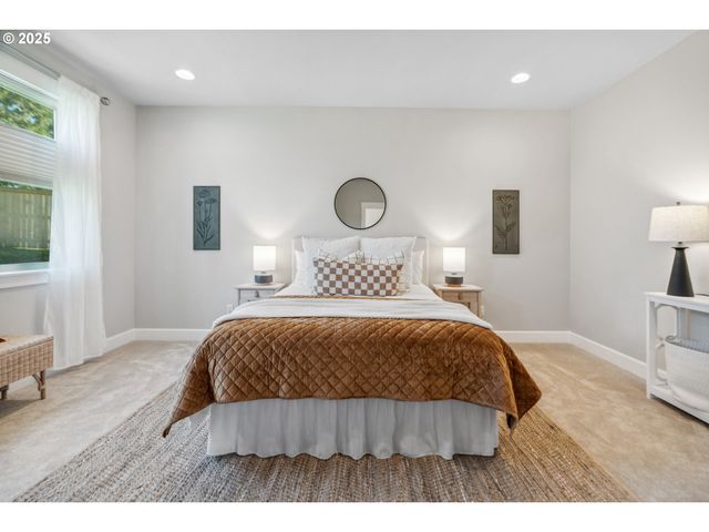 4913 Se BARBARA LYNN Way, Milwaukie, OR 97222