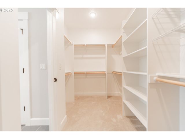 4913 Se BARBARA LYNN Way, Milwaukie, OR 97222