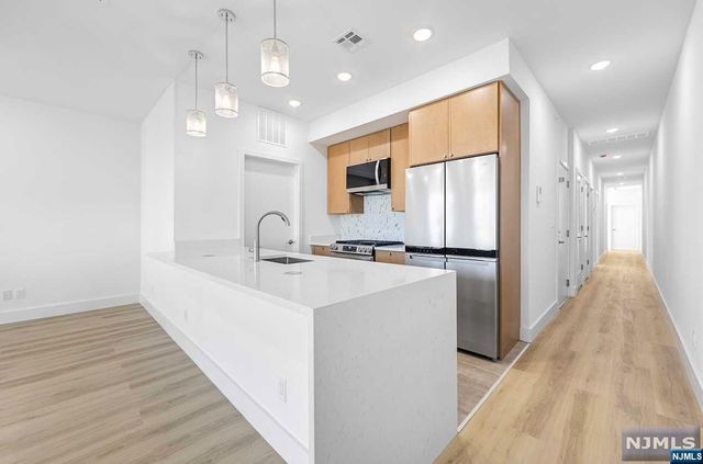135 44th Street 1, Union City, NJ 07087