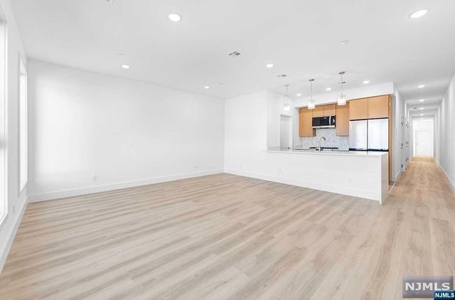 135 44th Street 1, Union City, NJ 07087
