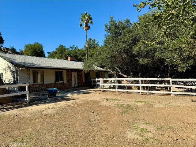 9633 Baden, Chatsworth, CA 91311