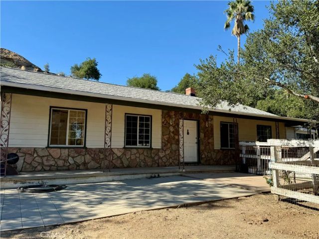 9633 Baden, Chatsworth, CA 91311