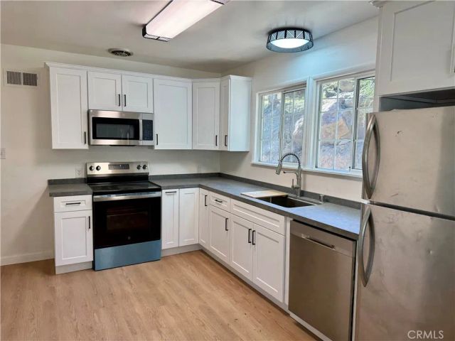 9633 Baden, Chatsworth, CA 91311
