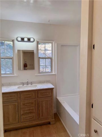 9633 Baden, Chatsworth, CA 91311