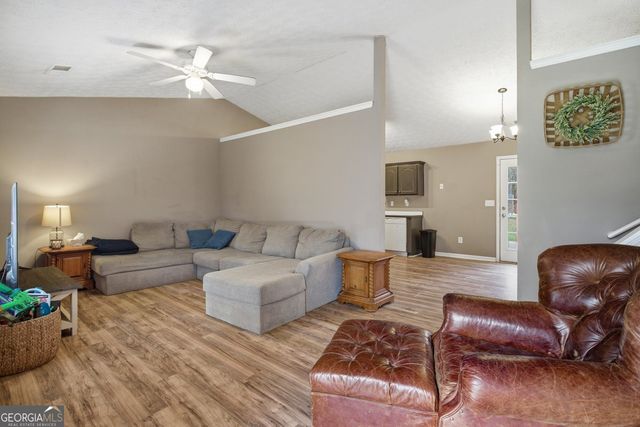 170 Hunters Trace, Covington, GA 30014