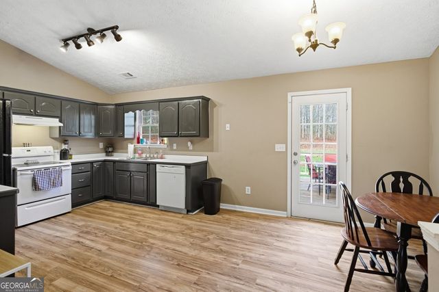 170 Hunters Trace, Covington, GA 30014