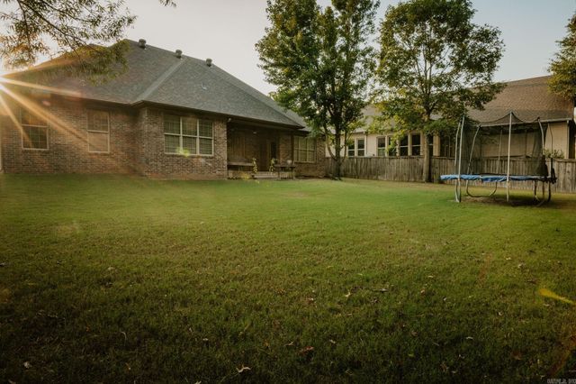 3908 Robinwood Circle, Bryant, AR 72022