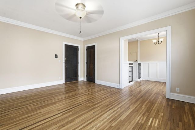 2545 Garfield Avenue 24, Minneapolis, MN 55405