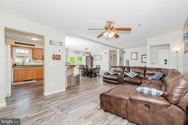 5435 PLEASANT MILLS RD, Egg Harbor City, NJ 08215