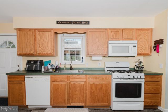 5435 PLEASANT MILLS RD, Egg Harbor City, NJ 08215