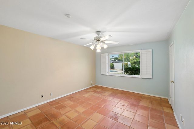 4902 E OSBORN Road, Phoenix, AZ 85018