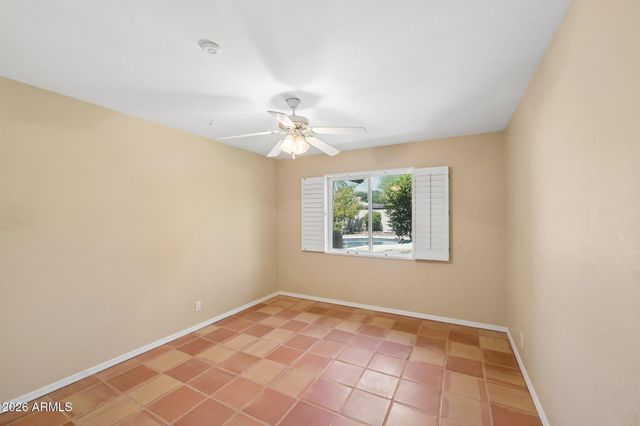 4902 E OSBORN Road, Phoenix, AZ 85018