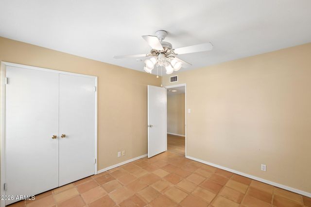 4902 E OSBORN Road, Phoenix, AZ 85018