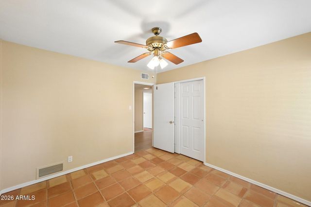 4902 E OSBORN Road, Phoenix, AZ 85018