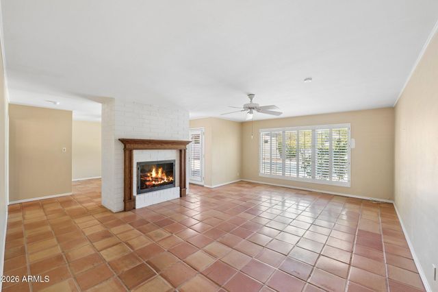 4902 E OSBORN Road, Phoenix, AZ 85018