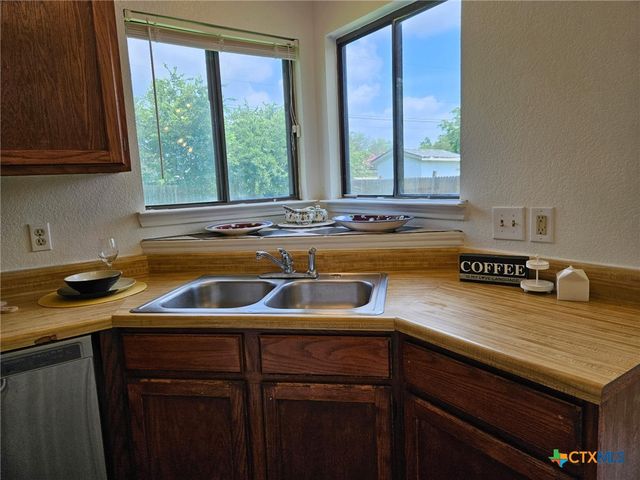 3207 Honeysuckle Drive, Killeen, TX 76542