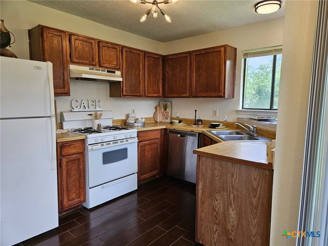 3207 Honeysuckle Drive, Killeen, TX 76542