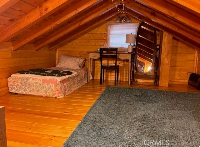 646 Mountain View Avenue, Wrightwood, CA 92397