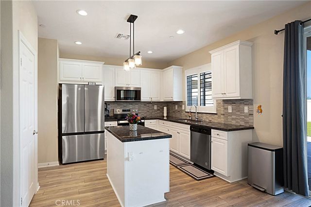 28378 Blackjack Drive, Menifee, CA 92585