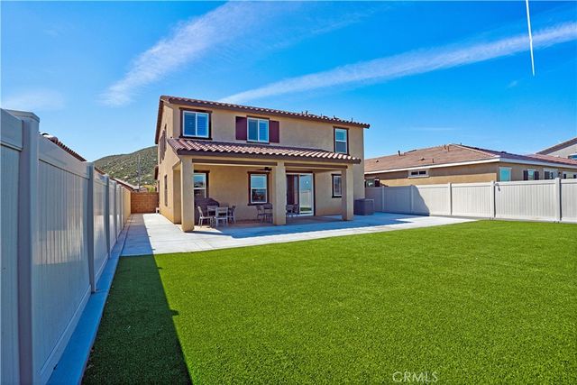 28378 Blackjack Drive, Menifee, CA 92585
