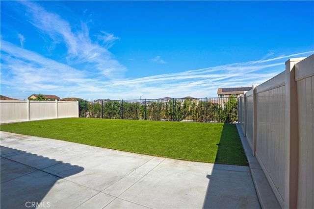 28378 Blackjack Drive, Menifee, CA 92585