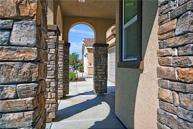 28378 Blackjack Drive, Menifee, CA 92585