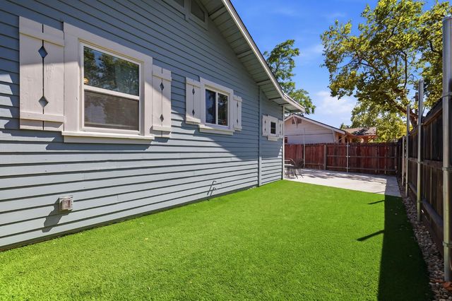 149 Birch St, Roseville, CA 95678