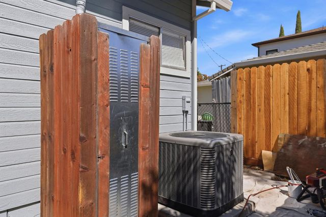 149 Birch St, Roseville, CA 95678