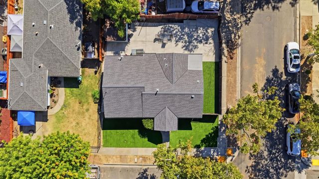 149 Birch St, Roseville, CA 95678