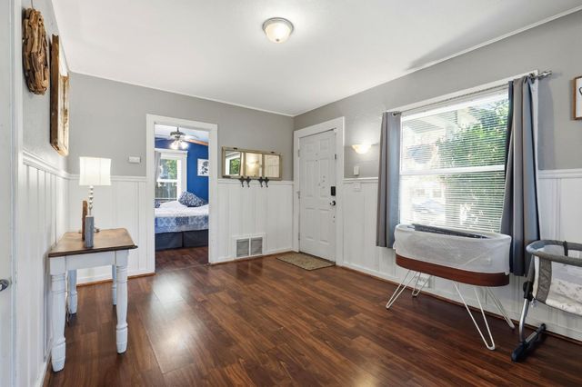 149 Birch St, Roseville, CA 95678