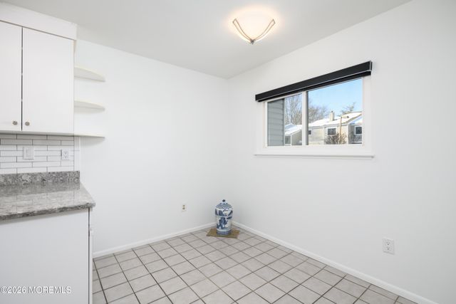 11 Ann Court, Tinton Falls, NJ 07724