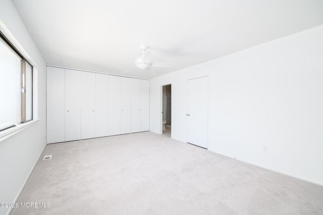 11 Ann Court, Tinton Falls, NJ 07724