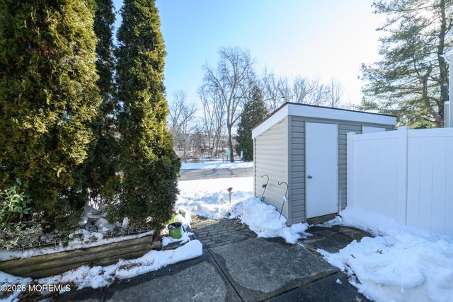 11 Ann Court, Tinton Falls, NJ 07724