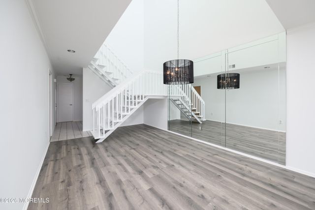 11 Ann Court, Tinton Falls, NJ 07724