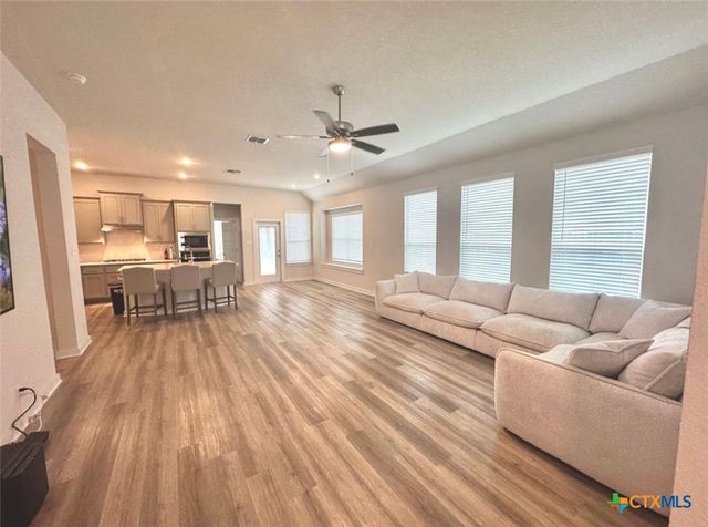 1937 Edelweiss, New Braunfels, TX 78130