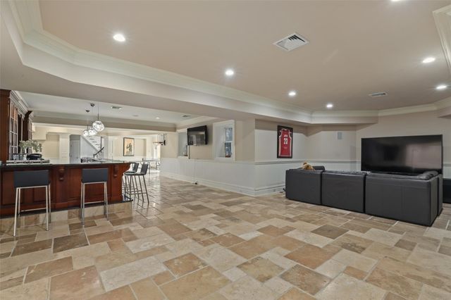 2 Terrace Circle, Armonk, NY 10504