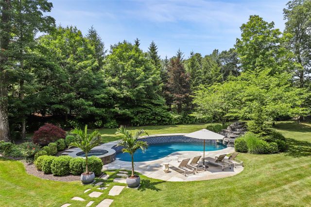 2 Terrace Circle, Armonk, NY 10504