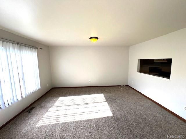 2266 Heritage Pointe Drive, Sterling Heights, MI 48314
