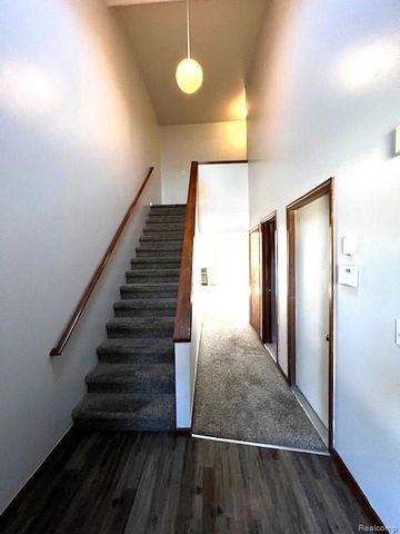 2266 Heritage Pointe Drive, Sterling Heights, MI 48314