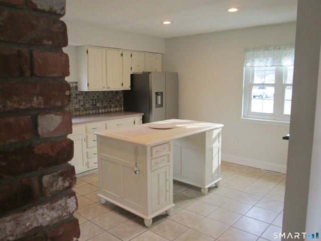 107 Country Club Road, Cheshire, CT 06410